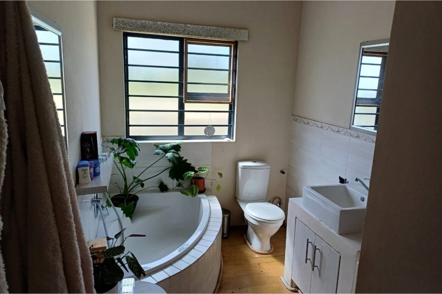 2 Bedroom Property for Sale in Tesselaarsdal Western Cape